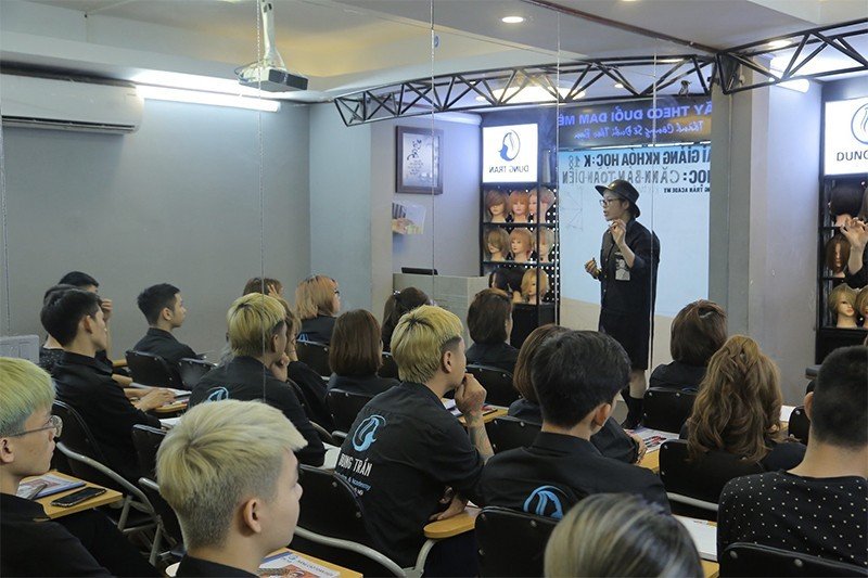 Học nâng cao nghề tóc tại Hà Nội 